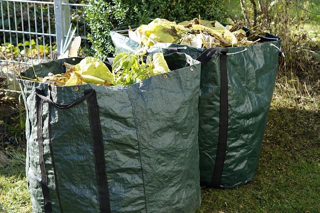 lavorazioni del giardino ad aprile