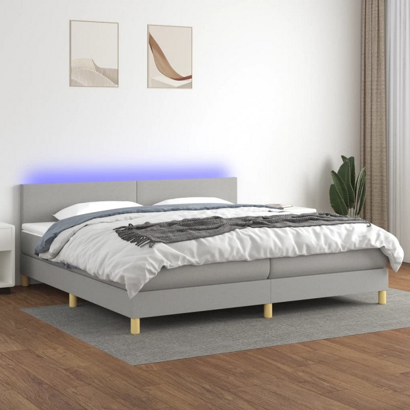 Acquista Letto a Molle Materasso e LED Grigio Chiaro 200x200 cm Tessuto con riferimento GHV-3133581 della ditta GARDENHOME