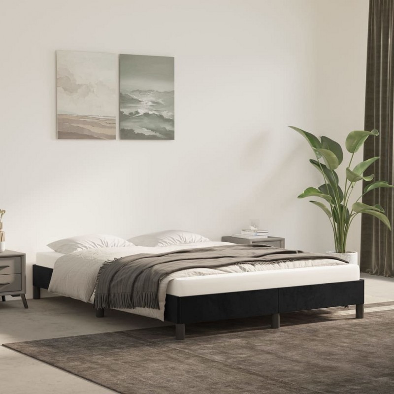 Acquista Giroletto Nero 140x190 cm in Velluto con riferimento GHV-346972 della ditta GARDENHOME