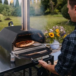 Acquista Forno portatile a LEGNA/CARBONE/GAS Ooni KARU 16 con riferimento UU-P0E400 della ditta OONI