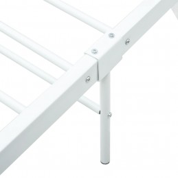 Acquista Giroletto Bianco in Metallo 160x200 cm con riferimento GHV-284696 della ditta GARDENHOME