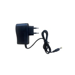 Acquista Caricabatteria per pompe 5 lt e 10 lt komiprotect 12 V con riferimento K708 della ditta KOMIPROTECT
