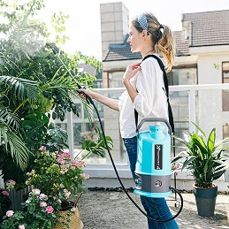 Acquista Pompa Elettrica a Batteria 5 Lt Komiprotect 5,5 Bar Ultra Leggera con riferimento K705 della ditta KOMIPROTECT