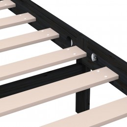 Acquista Giroletto Nero in Legno Massello di Pino 140x190 cm con riferimento GHV-3101202 della ditta GARDENHOME