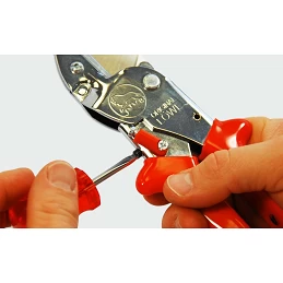 Acquista Forbice Lowe 2 - 104 con riferimento 2104 della ditta Stocker