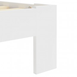 Acquista Giroletto Bianco in Legno Massello di Pino 140x200 cm con riferimento GHV-283157 della ditta GARDENHOME