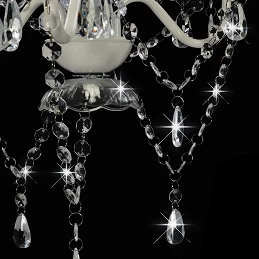 Acquista Lampadario con Perline Bianco Tondo 3 E14 con riferimento GHV-281596 della ditta GARDENHOME